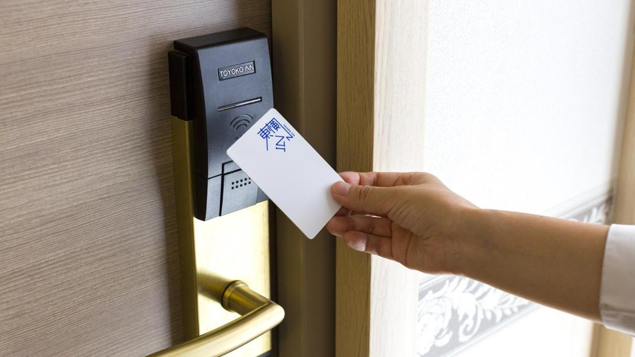 Toyoko Inn Shin-Yokohama Ekimae Shinkan Kültér fotó