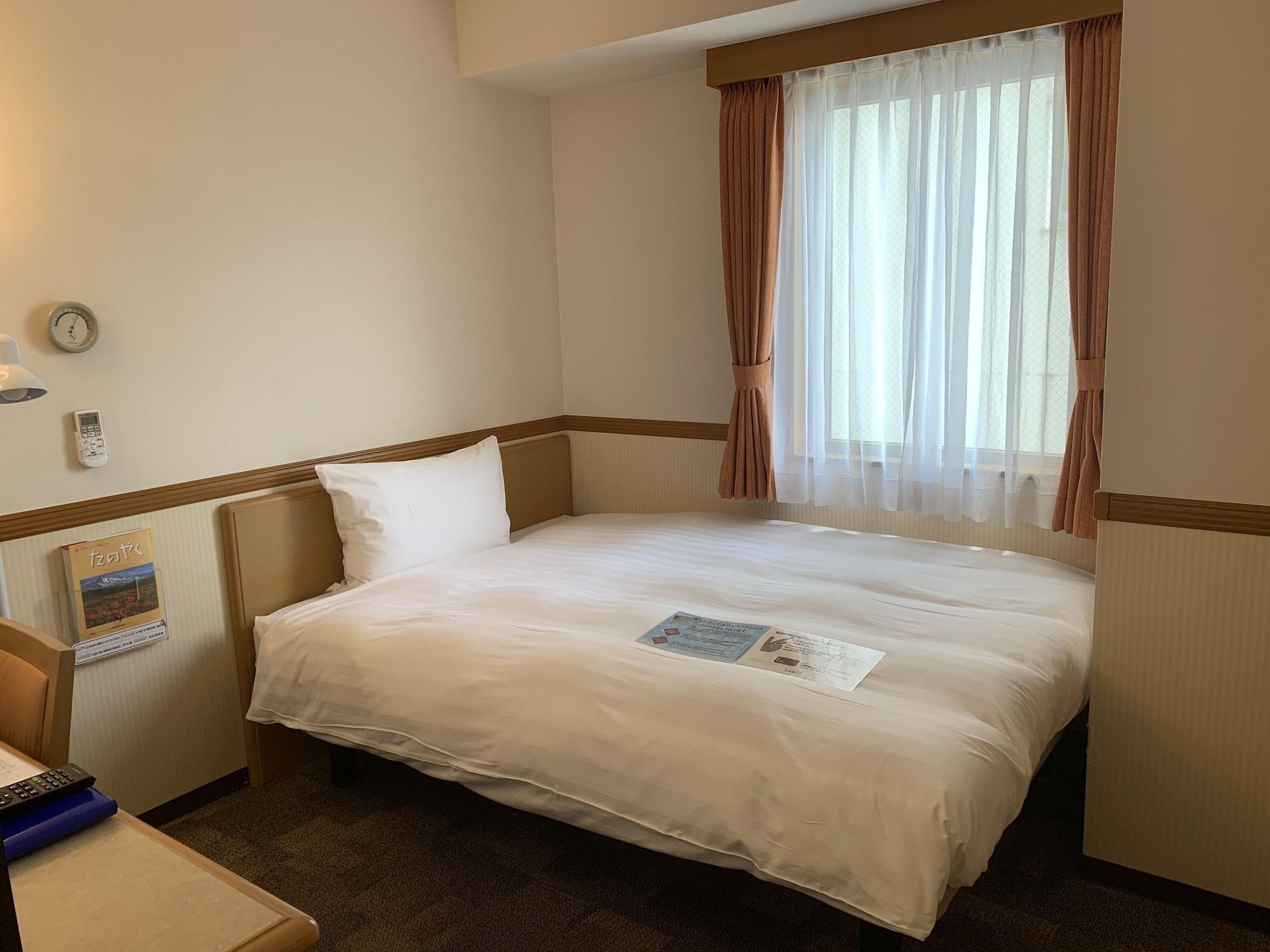 Toyoko Inn Shin-Yokohama Ekimae Shinkan Kültér fotó