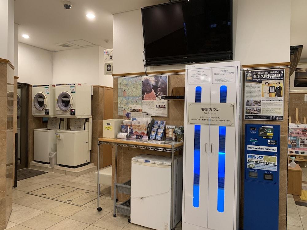Toyoko Inn Shin-Yokohama Ekimae Shinkan Kültér fotó