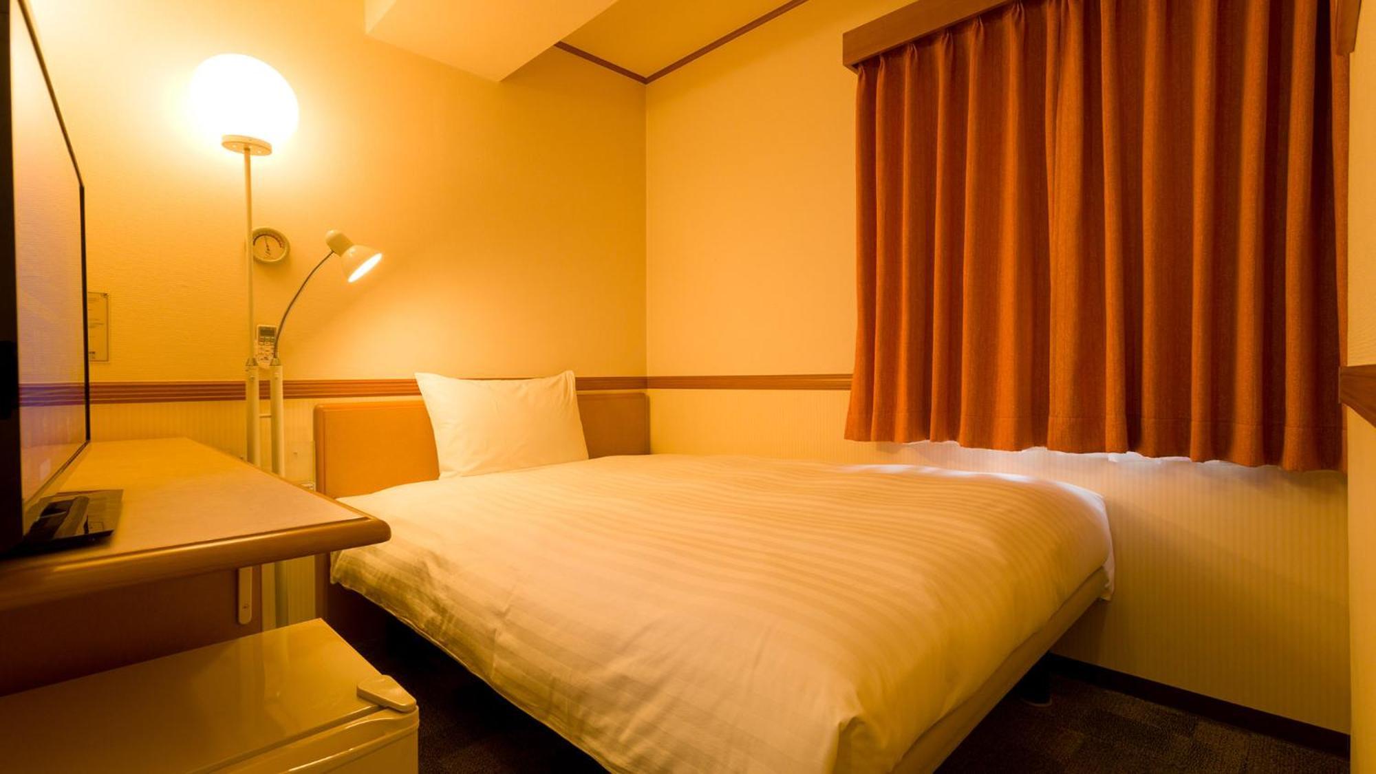 Toyoko Inn Shin-Yokohama Ekimae Shinkan Szoba fotó